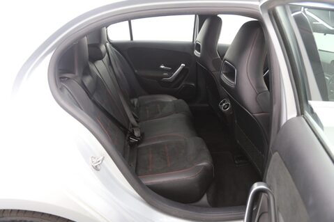 Mercedes-Benz A Class A 200 AMG LINE 24