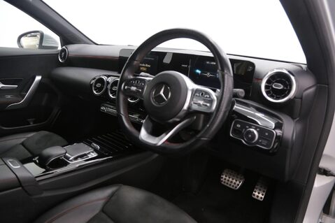 Mercedes-Benz A Class A 200 AMG LINE 22