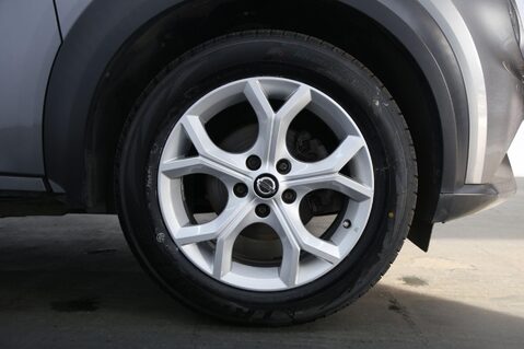 Nissan Juke DIG-T N-CONNECTA 26