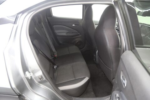 Nissan Juke DIG-T N-CONNECTA 23