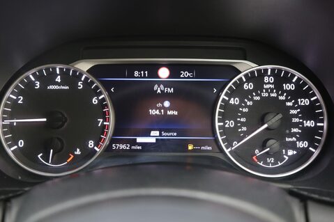Nissan Juke DIG-T N-CONNECTA 14