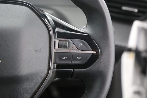 Peugeot 2008 PURETECH S/S ALLURE 12