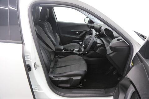 Peugeot 2008 PURETECH S/S ALLURE 21