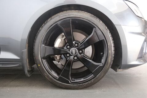 Audi A4 AVANT TFSI S LINE BLACK EDITION 27