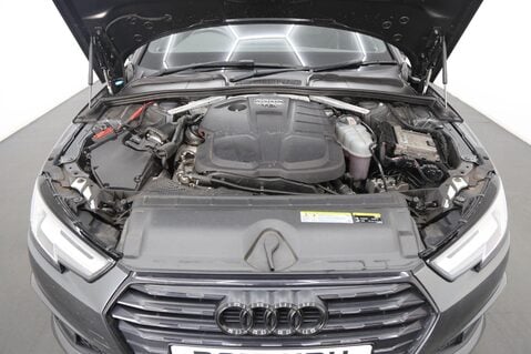 Audi A4 AVANT TFSI S LINE BLACK EDITION 28
