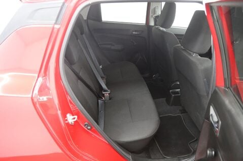 Suzuki Swift ATTITUDE DUALJET 21