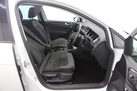 Volkswagen Golf GT EDITION TSI EVO DSG 20