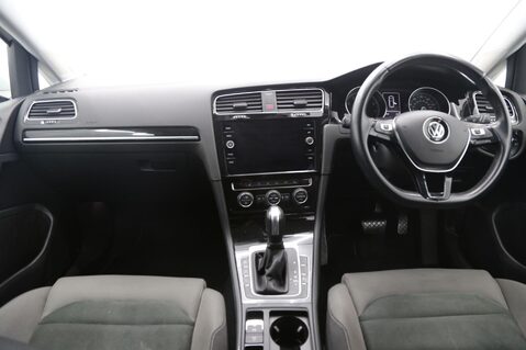 Volkswagen Golf GT EDITION TSI EVO DSG 9