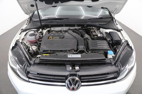 Volkswagen Golf GT EDITION TSI EVO DSG 27