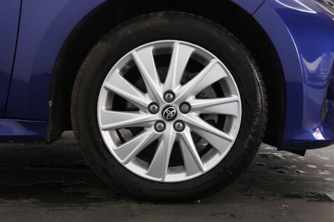 Toyota Yaris ICON 27