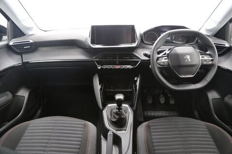 Peugeot 208 PURETECH ACTIVE PREMIUM PLUS S/S 9
