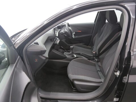 Peugeot 208 PURETECH ACTIVE PREMIUM PLUS S/S 24