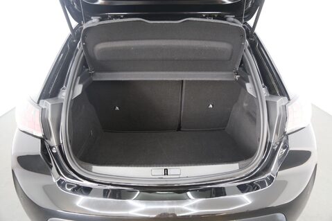 Peugeot 208 PURETECH ACTIVE PREMIUM PLUS S/S 26