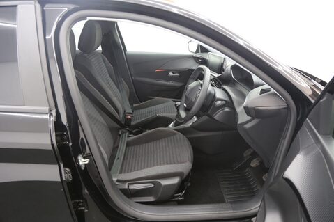 Peugeot 208 PURETECH ACTIVE PREMIUM PLUS S/S 21
