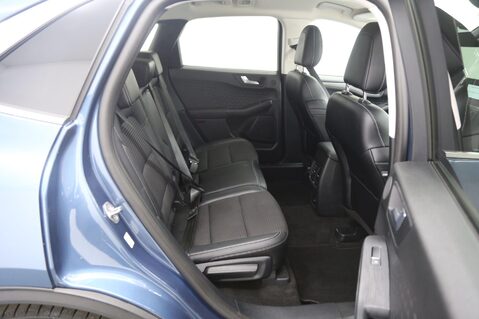 Ford Kuga TITANIUM 24