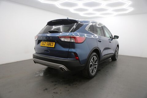 Ford Kuga TITANIUM 5