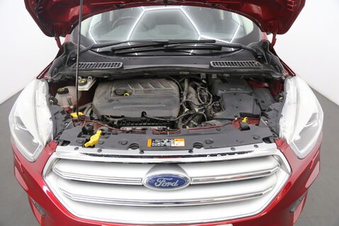 Ford Kuga ST-LINE X 30