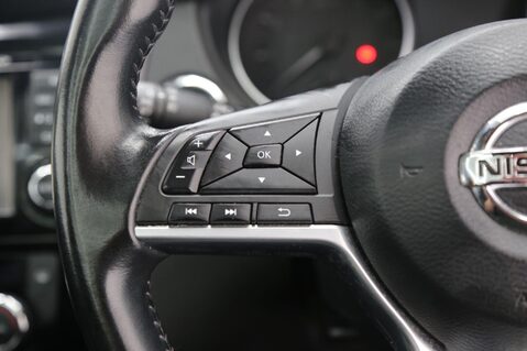 Nissan Qashqai DIG-T N-CONNECTA 11