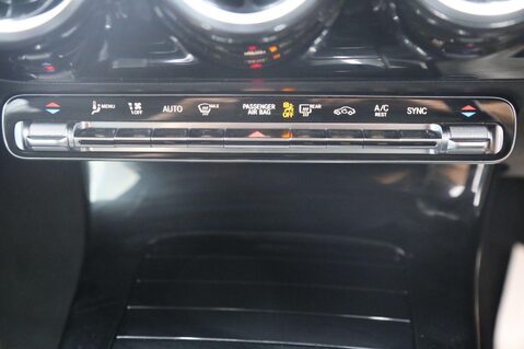Mercedes-Benz A Class A 200 SPORT 17