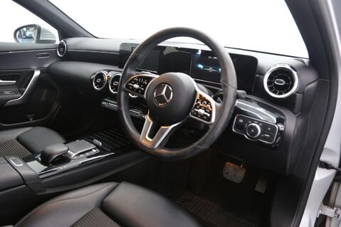 Mercedes-Benz A Class A 200 SPORT 21