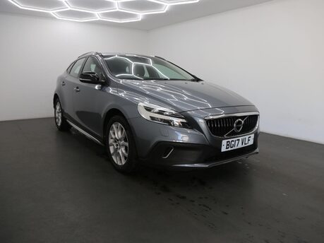 Volvo V40 T3 CROSS COUNTRY PRO