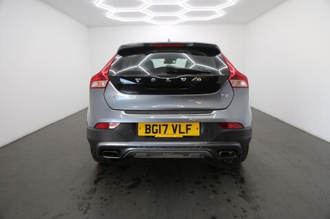 Volvo V40 T3 CROSS COUNTRY PRO 6