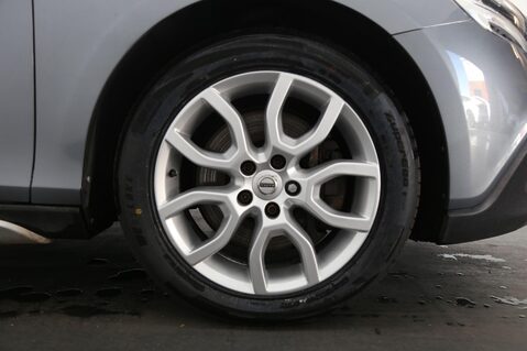Volvo V40 T3 CROSS COUNTRY PRO 26