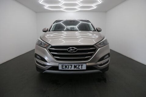 Hyundai TUCSON CRDI SE NAV BLUE DRIVE 2