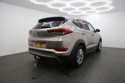 Hyundai TUCSON CRDI SE NAV BLUE DRIVE 5