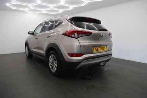 Hyundai TUCSON CRDI SE NAV BLUE DRIVE 7