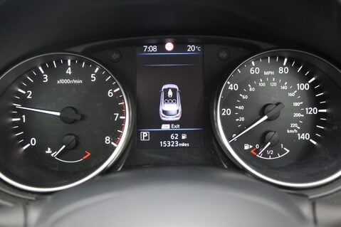 Nissan Qashqai DIG-T N-TEC DCT 14