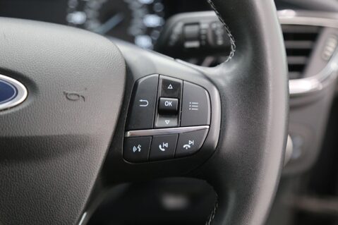 Ford Fiesta ST-LINE EDITION TDCI 12