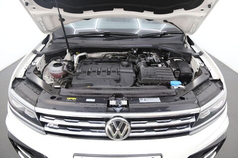 Volkswagen Tiguan R-LINE TDI 4MOTION DSG 28