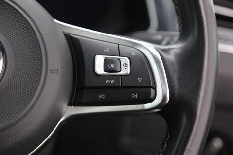 Volkswagen Tiguan R-LINE TDI 4MOTION DSG 12
