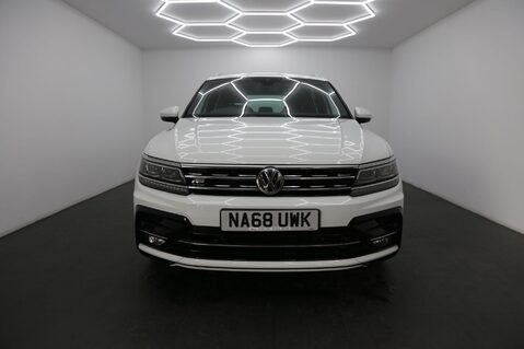 Volkswagen Tiguan R-LINE TDI 4MOTION DSG 2