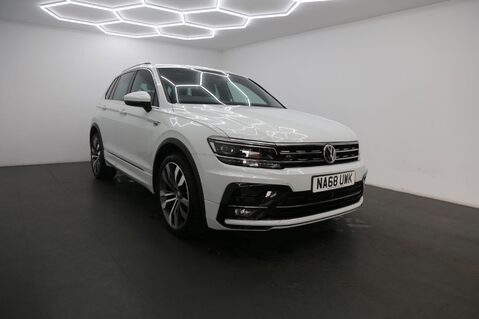 Volkswagen Tiguan R-LINE TDI 4MOTION DSG 1