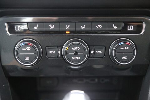 Volkswagen Tiguan R-LINE TDI 4MOTION DSG 17