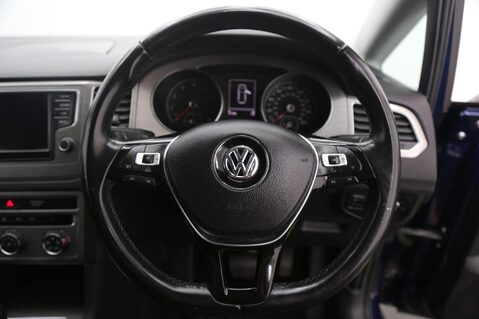 Volkswagen Golf SV SE TSI DSG 10