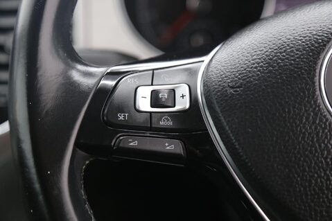 Volkswagen Golf SV SE TSI DSG 11