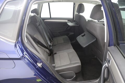 Volkswagen Golf SV SE TSI DSG 23