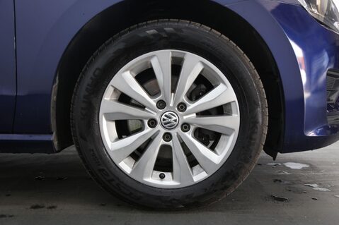 Volkswagen Golf SV SE TSI DSG 26