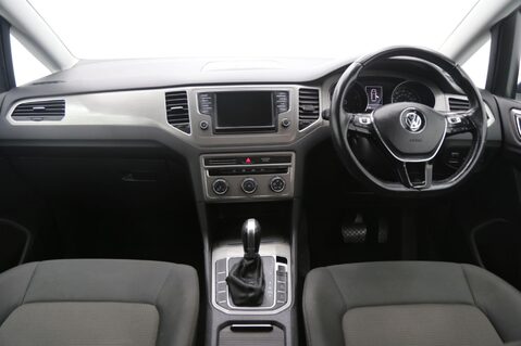 Volkswagen Golf SV SE TSI DSG 9