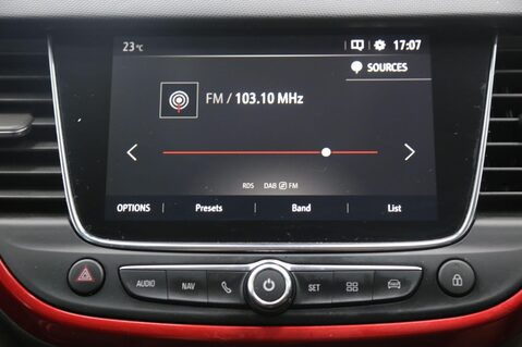 Vauxhall Crossland SRI NAV 16