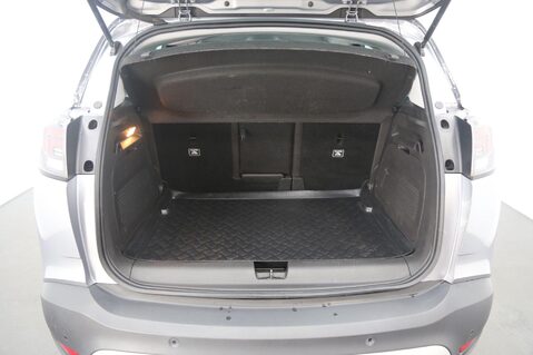 Vauxhall Crossland SRI NAV 25