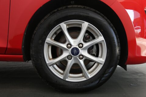 Ford Fiesta ZETEC 27