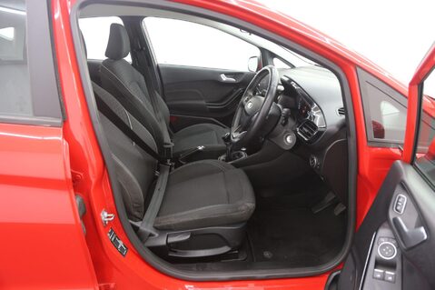 Ford Fiesta ZETEC 21