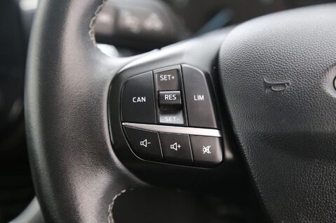 Ford Fiesta ZETEC 11