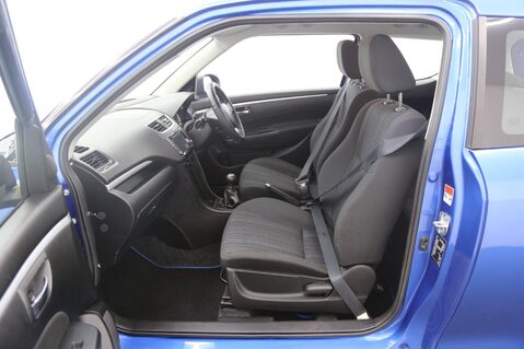 Suzuki Swift SZ3 22