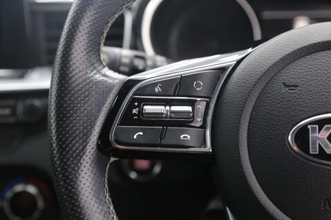 Kia Ceed GT-LINE ISG 11