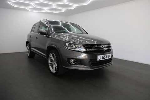 Volkswagen Tiguan R LINE EDITION TDI BMT 4MOTION DSG 1